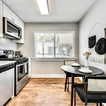 Ferienwohnung Bright And Cheerful Flat, Near Fair Park Dallas Exterior foto