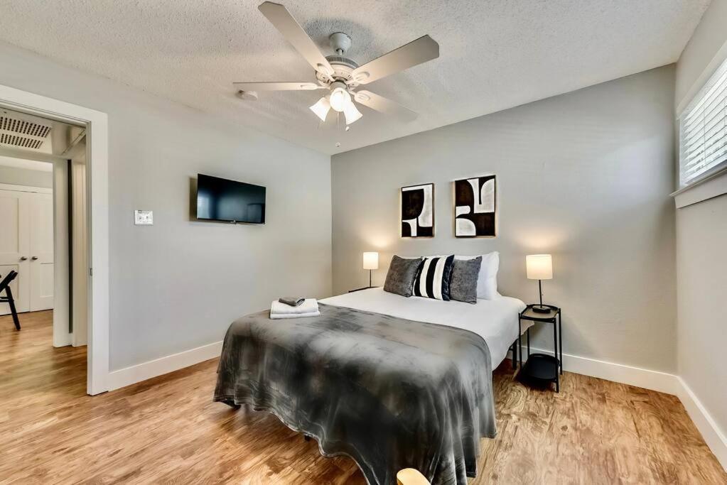 Ferienwohnung Bright And Cheerful Flat, Near Fair Park Dallas Exterior foto