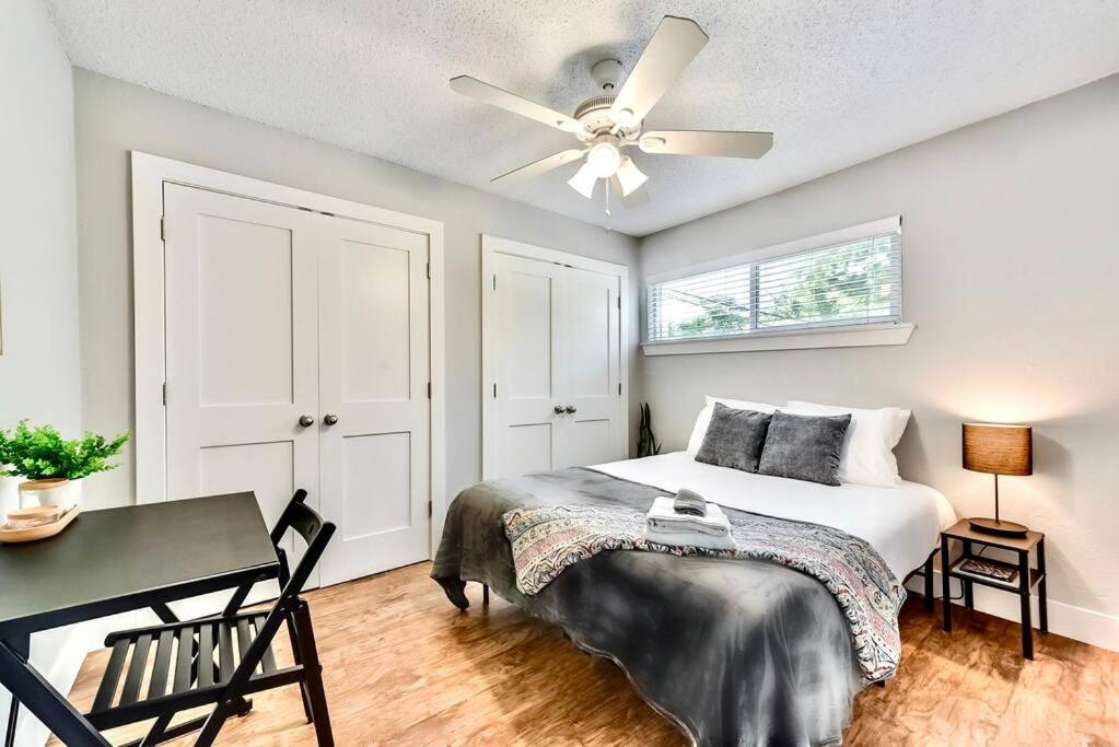 Ferienwohnung Bright And Cheerful Flat, Near Fair Park Dallas Exterior foto